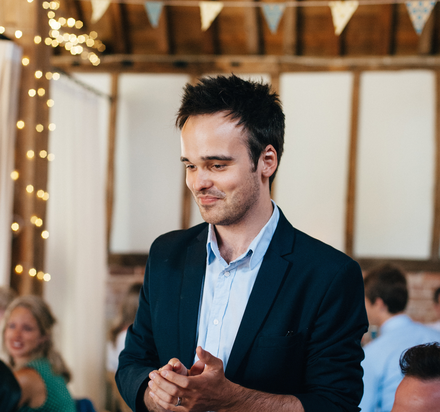 Dan Farrant – Close Up Magician